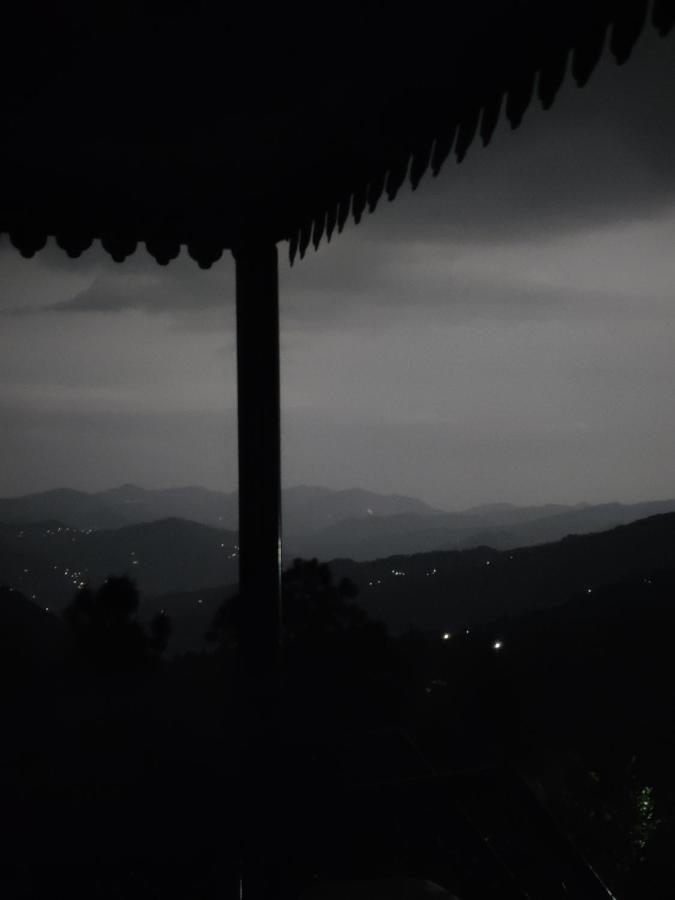 Bhanu Homestay, Kasar Devi Алмора Экстерьер фото
