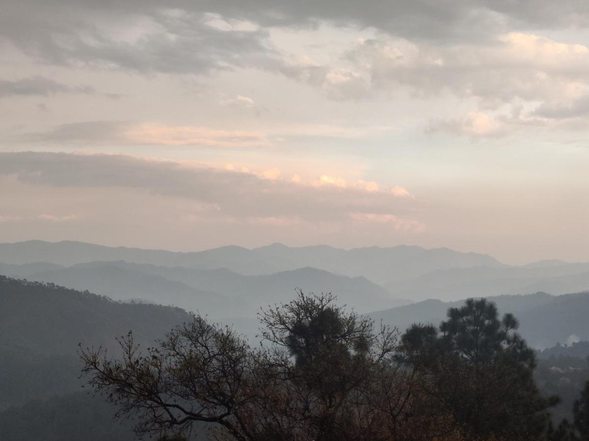 Bhanu Homestay, Kasar Devi Алмора Экстерьер фото