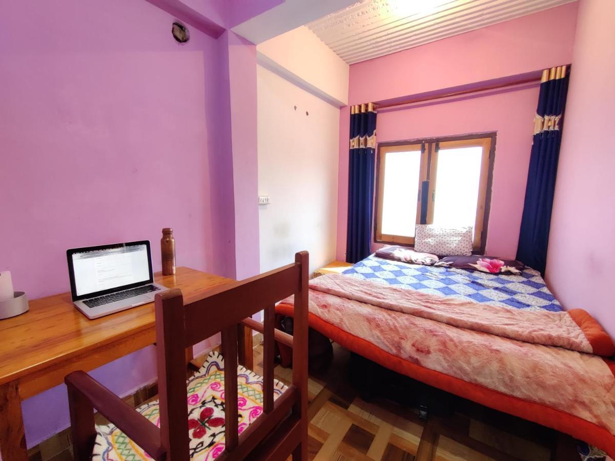 Bhanu Homestay, Kasar Devi Алмора Экстерьер фото
